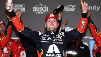 leaders-wreck-in-daytona-500-thriller-as-byron-goes-back-to-back