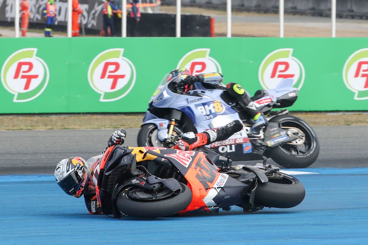 "pissed-off"-acosta-chasing-answers-after-thai-motogp-crash