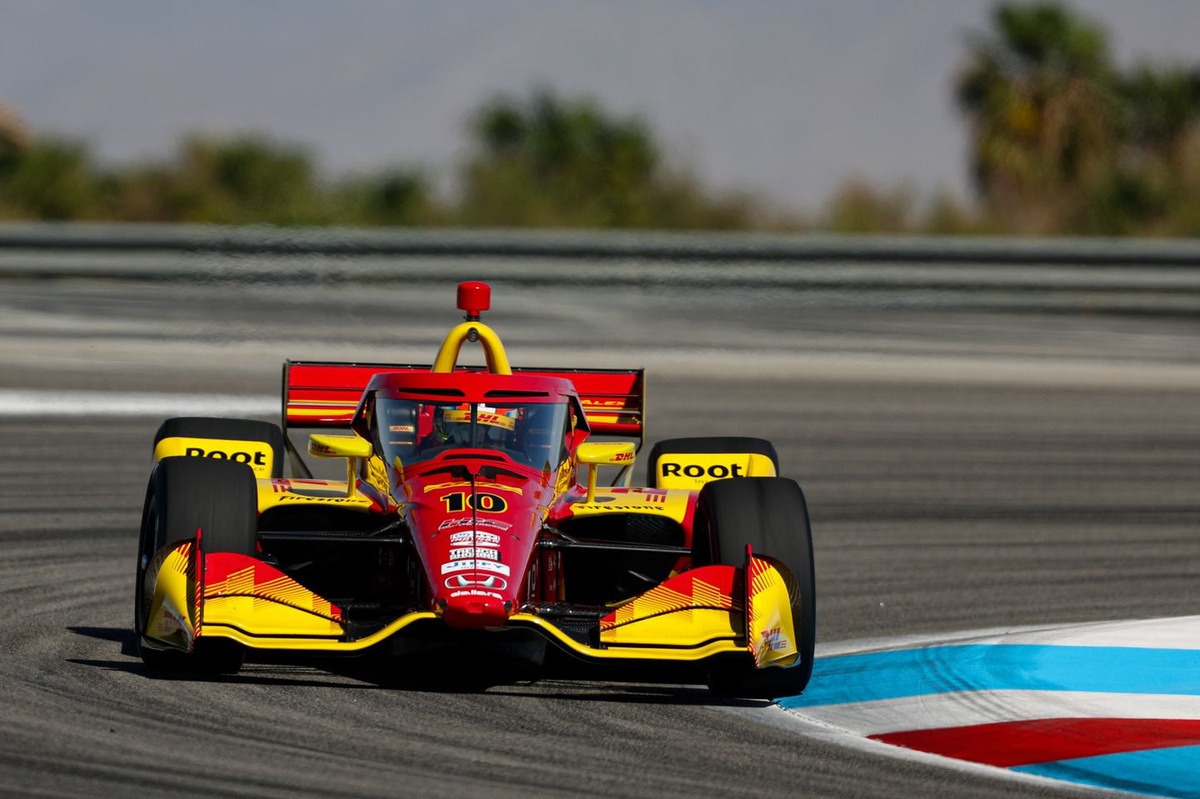 alex-palou-pounces-late-at-thermal-club-for-back-to-back-indycar-wins