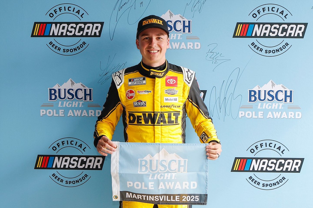christopher-bell-fends-off-hendrick-motorsports-for-martinsville-cup-pole