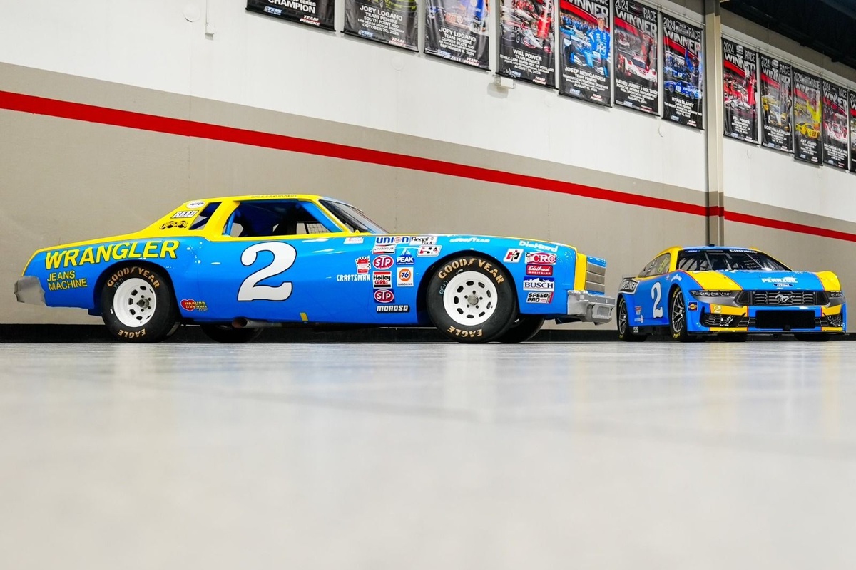in-photos:-every-throwback-paint-scheme-for-nascar-cup-at-darlington