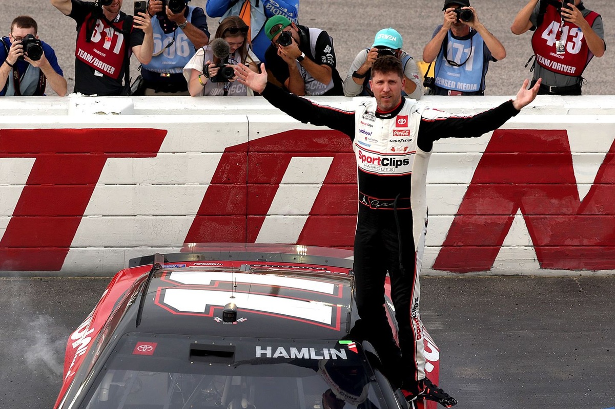 winners-and-losers-from-nascar's-throwback-weekend-at-darlington