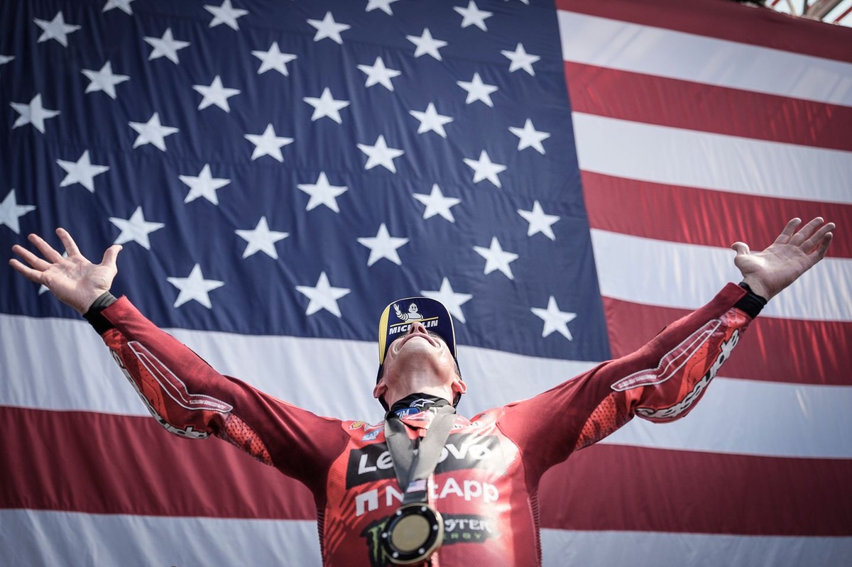to-crack-the-us,-motogp-should-do-a-double-header-in-miami-with-f1