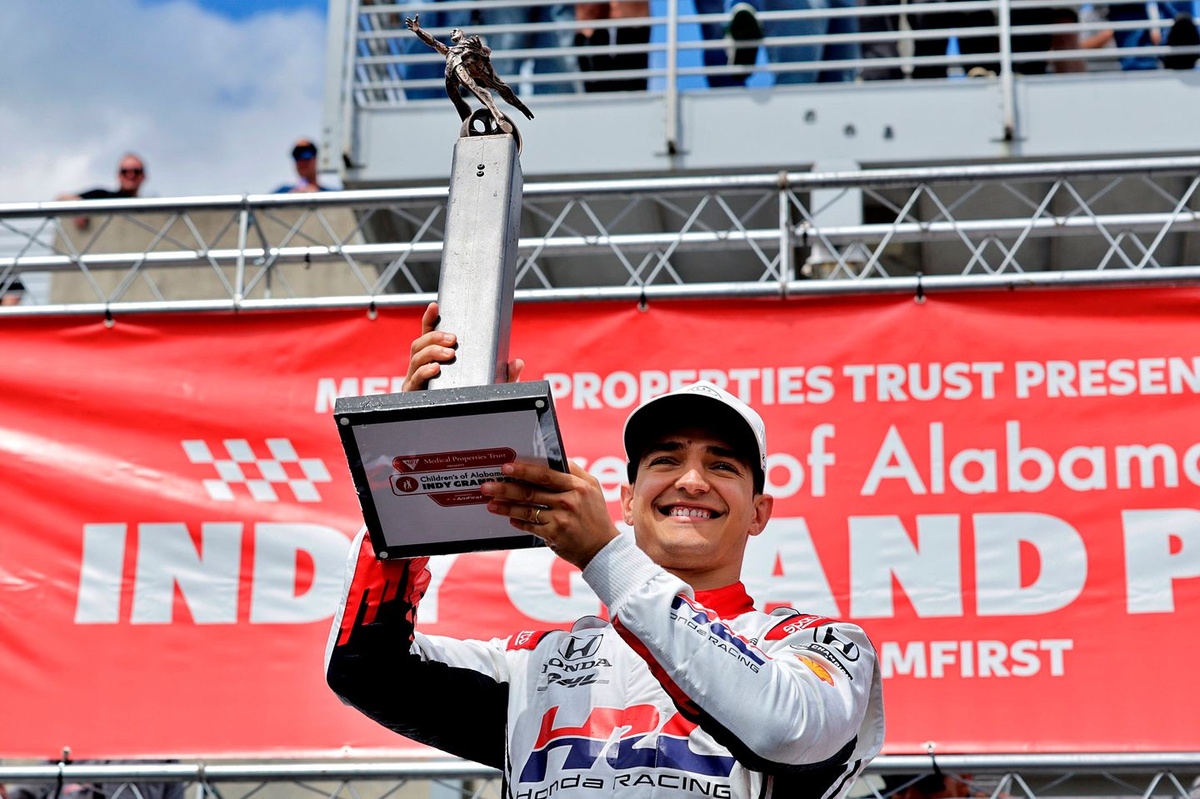 alex-palou-calls-indycar-at-barber-win-'probably-my-best-race'-of-all-time