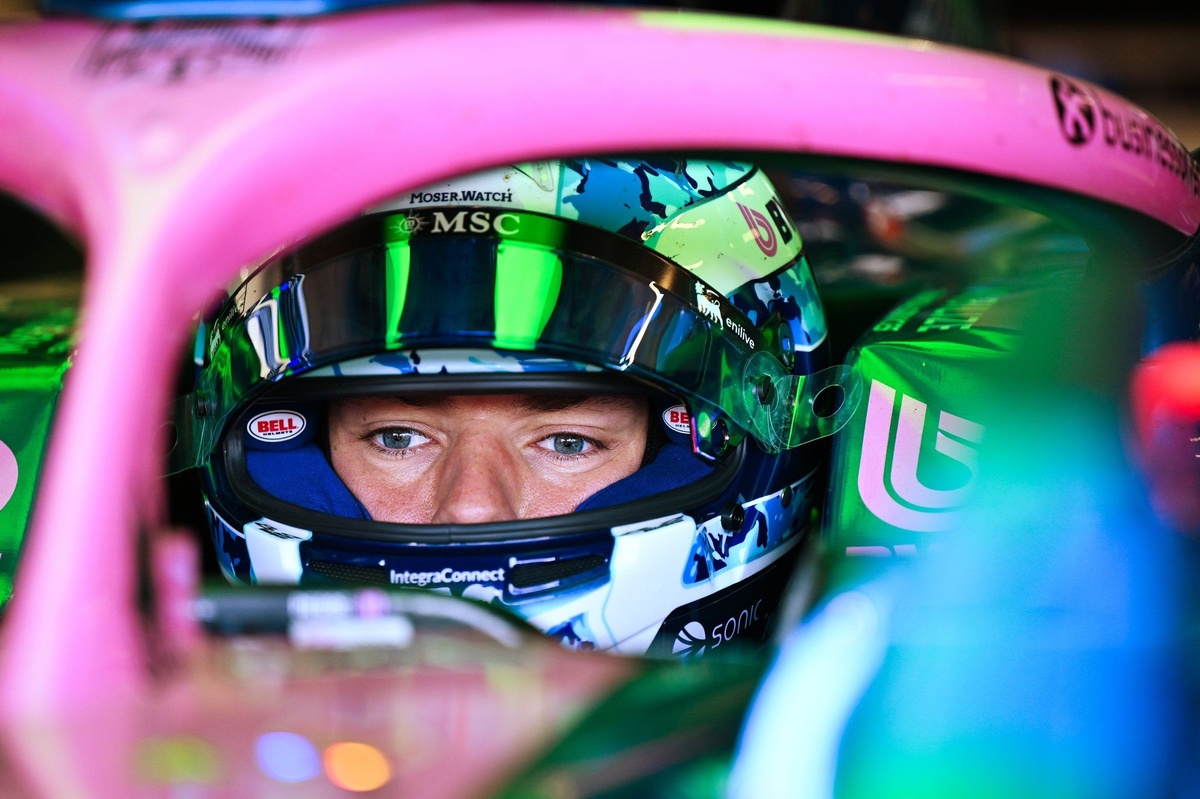 pierre-gasly:-alpine-in-“much-better-place”-at-imola-gp-despite-crash-with-rabbit