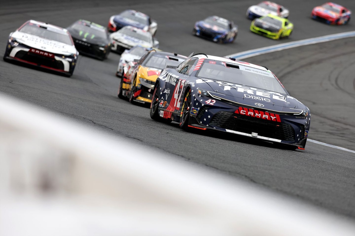 nascar-responding-to-cup-drivers-and-teams:-more-horsepower-“on-the-table”