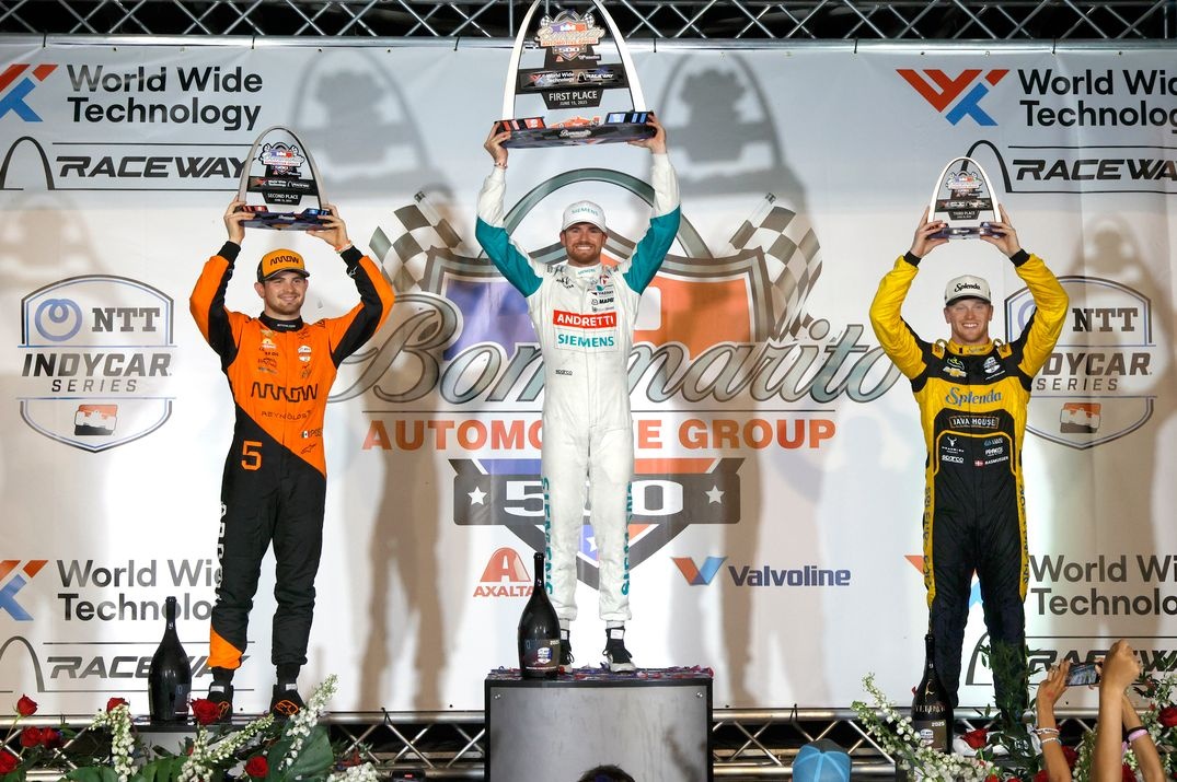 kyle-kirkwood-flies-to-a-first-indycar-oval-win-in-st.-louis
