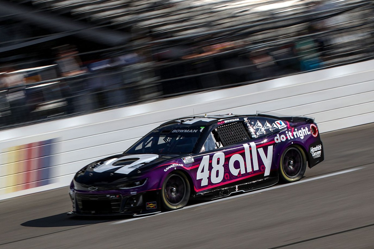 alex-bowman-frustrated-with-svg,-jesse-love-for-'no-favors'-at-richmond