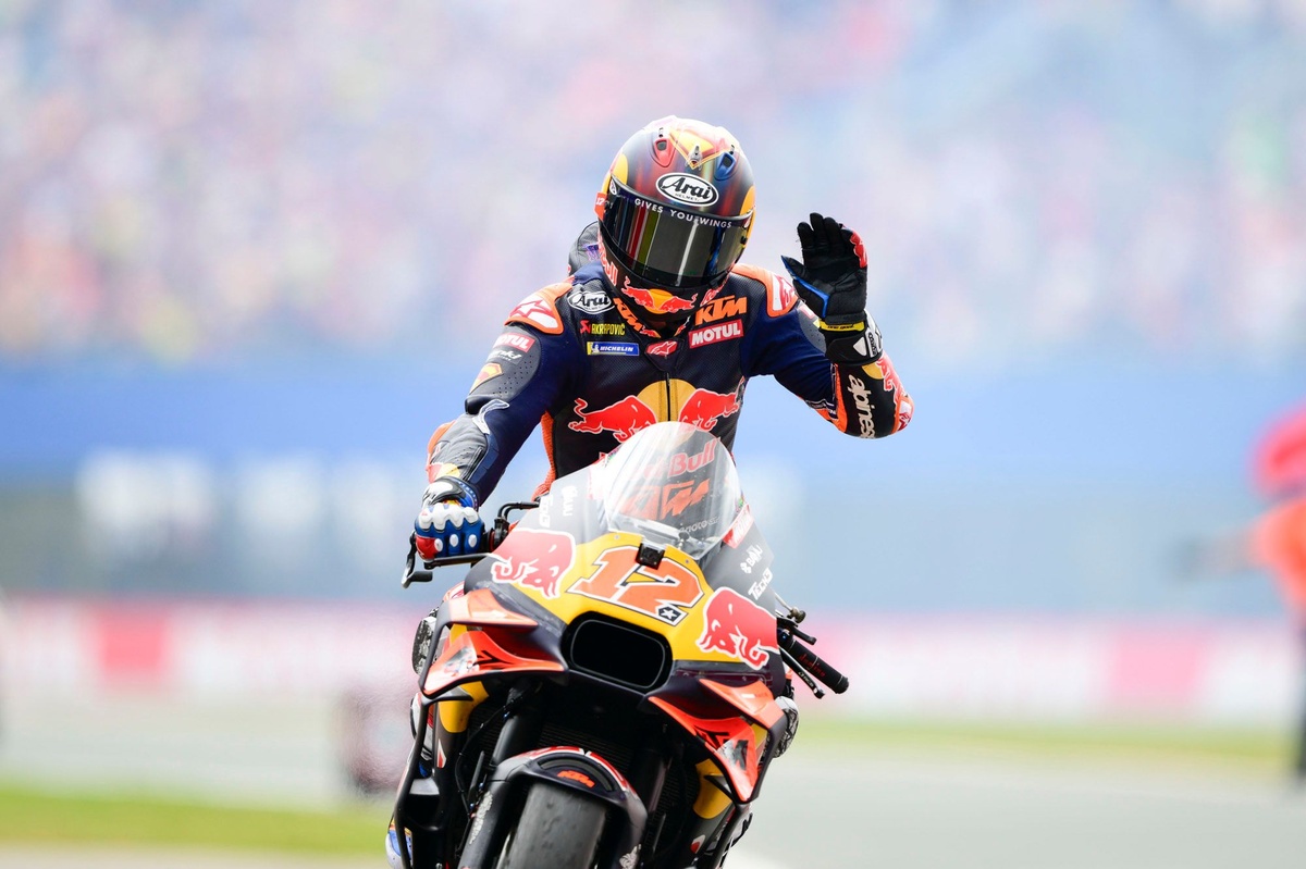 injured-maverick-vinales-to-miss-motogp-hungarian-gp-–-and-maybe-more