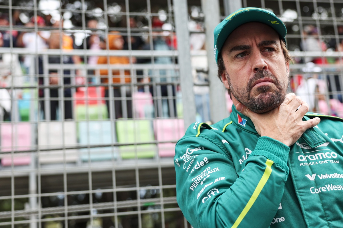 is-fernando-alonso-the-unluckiest-driver-on-the-grid?-he-certainly-thinks-so