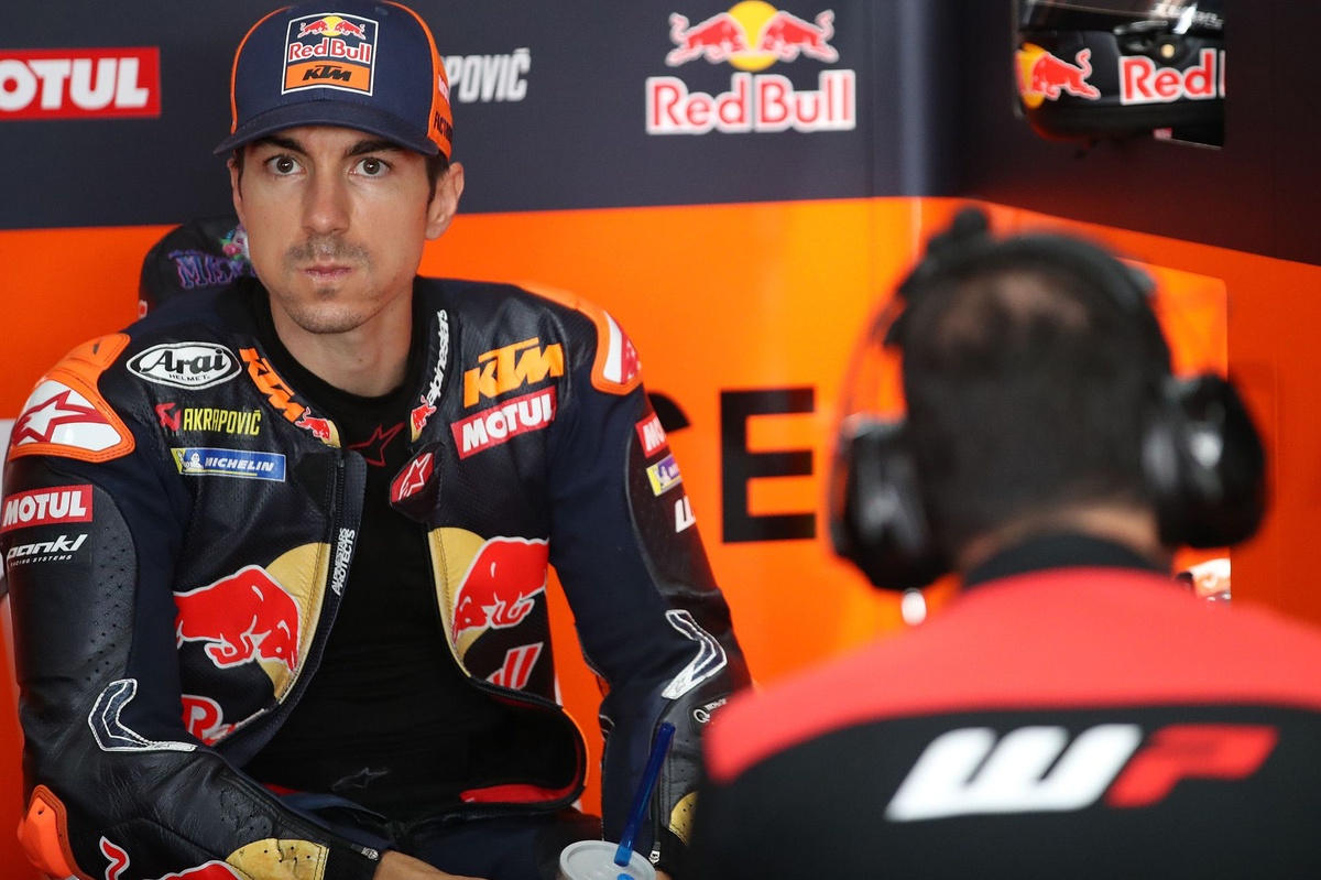 maverick-vinales-considers-withdrawing-from-remaining-motogp-races-to-recover