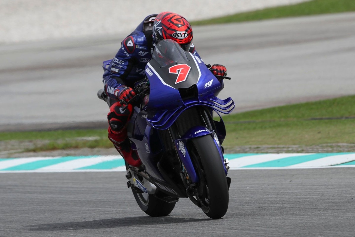 yamaha’s-v4-progress-stalled-by-‘safe-mode’-engine-in-malaysian-gp